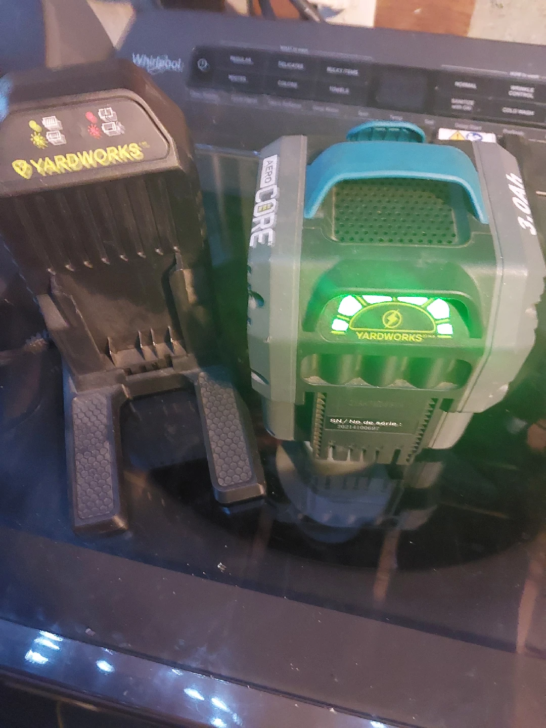 Yardworks 48V 3.0Ah Battery & Charger - photo 4