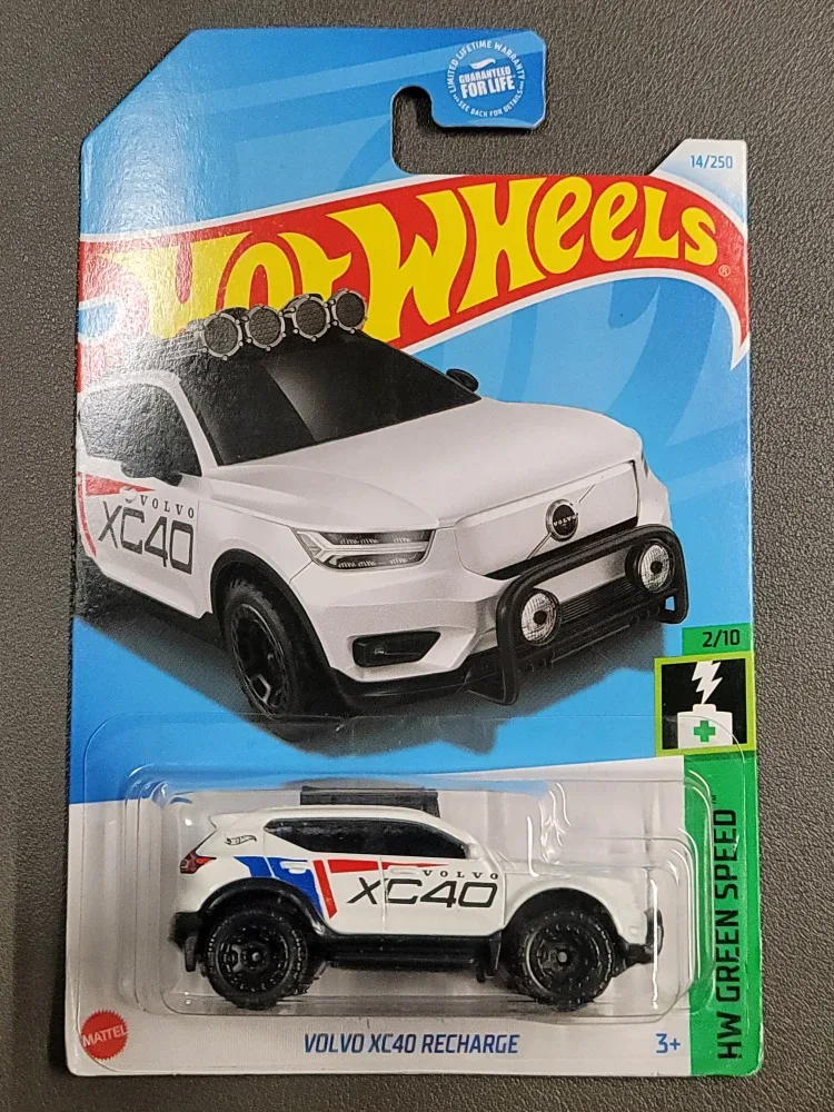 Hot Wheels Volvo XC40 Recharge