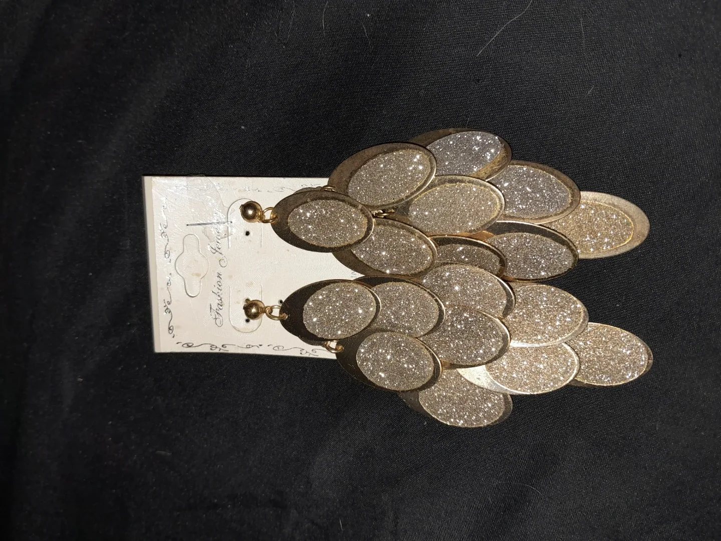 Fashion Jewelry Gold Glitter Earrings thumbnail