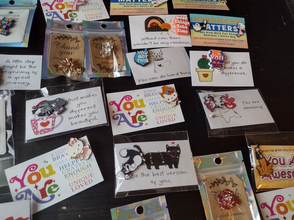 Something Little Extra image indicator(3)