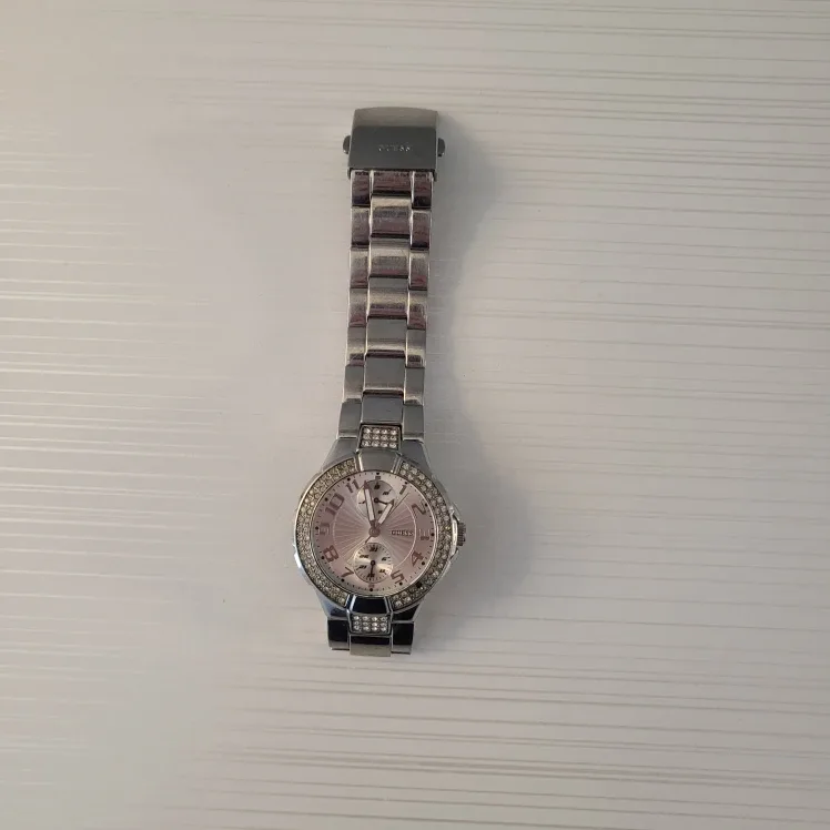Gently Used! Guess Silver Chronograph Watch - Quick Pickup!🚀