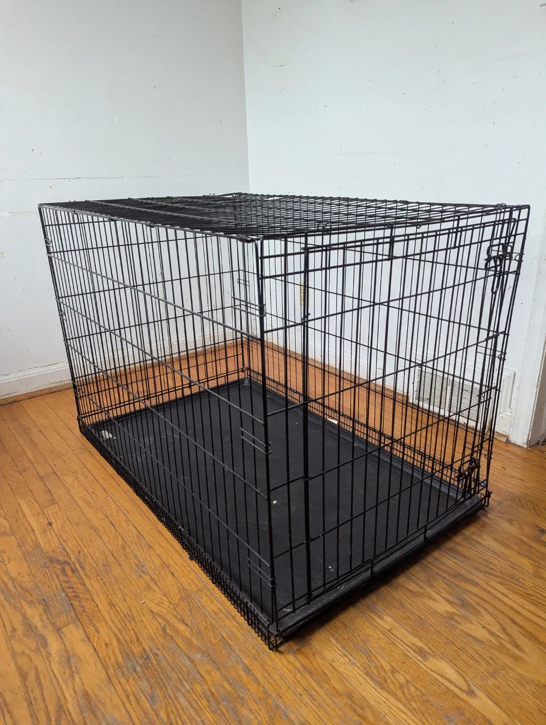 Black Dog Crate image indicator(2)