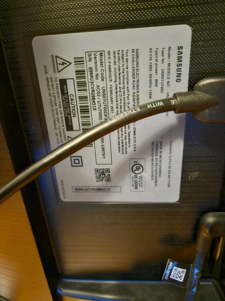 Like new! Samsung 50" 4k Smart TV image indicator(4)