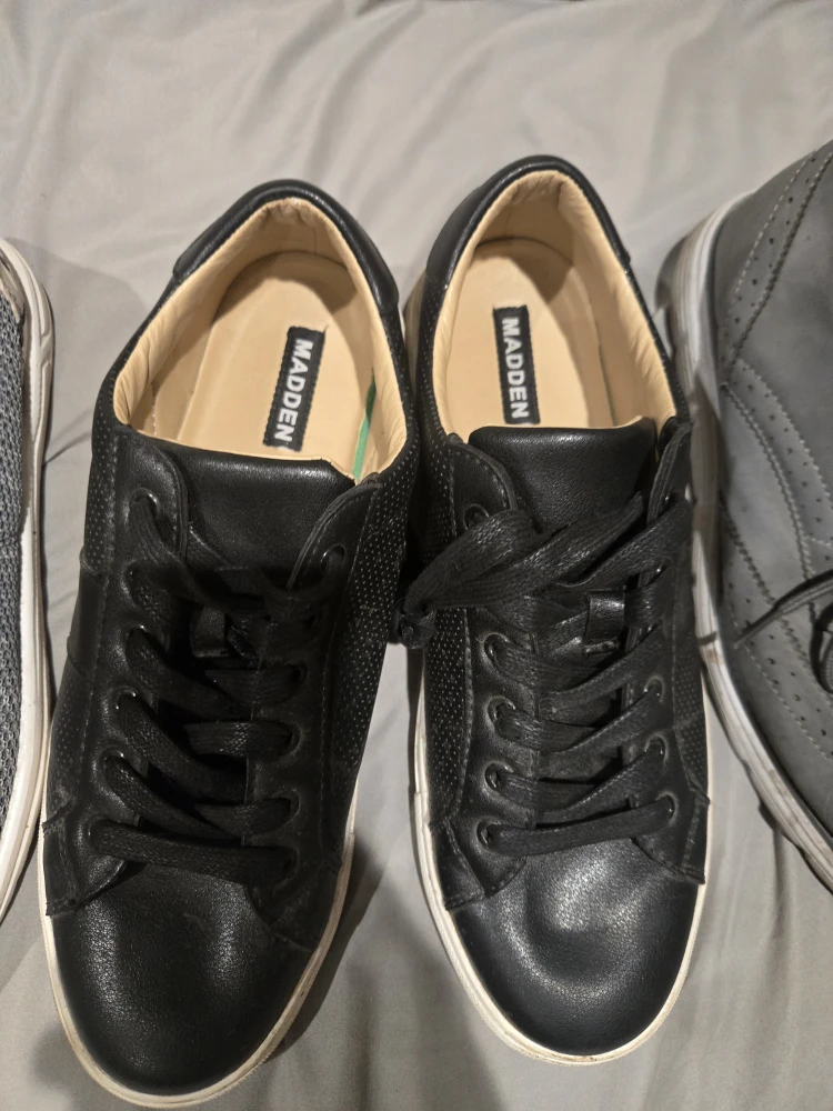 FREE DELIVERY!! Misc Shoes Size 11 $15 each or all for 45 - photo 3