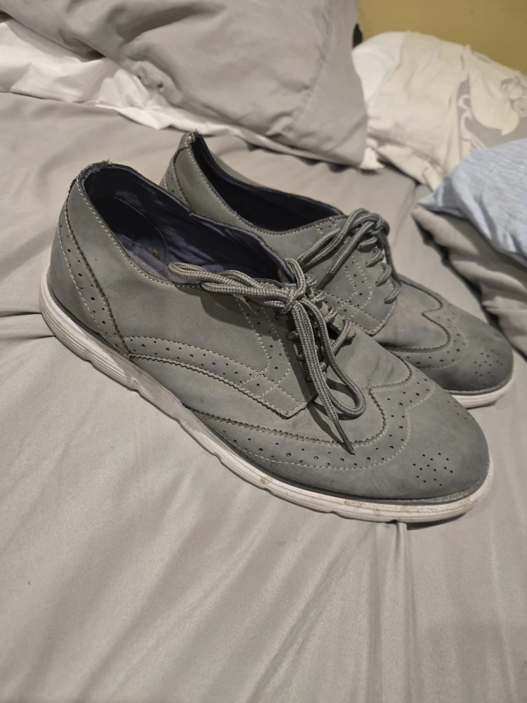 FREE DELIVERY!! Misc Shoes Size 11 $15 each or all for 45 - photo 5