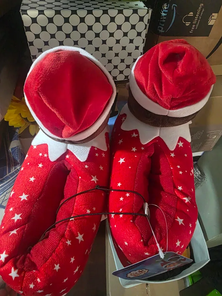 Elf on the Shelf Slippers - Size 5-6 image indicator(3)