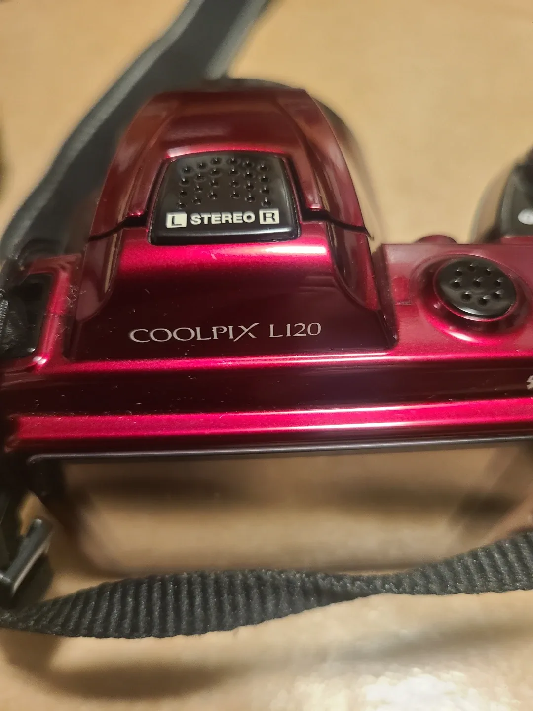 Nikon Coolpix L120 Digital Camera - Red image indicator(3)