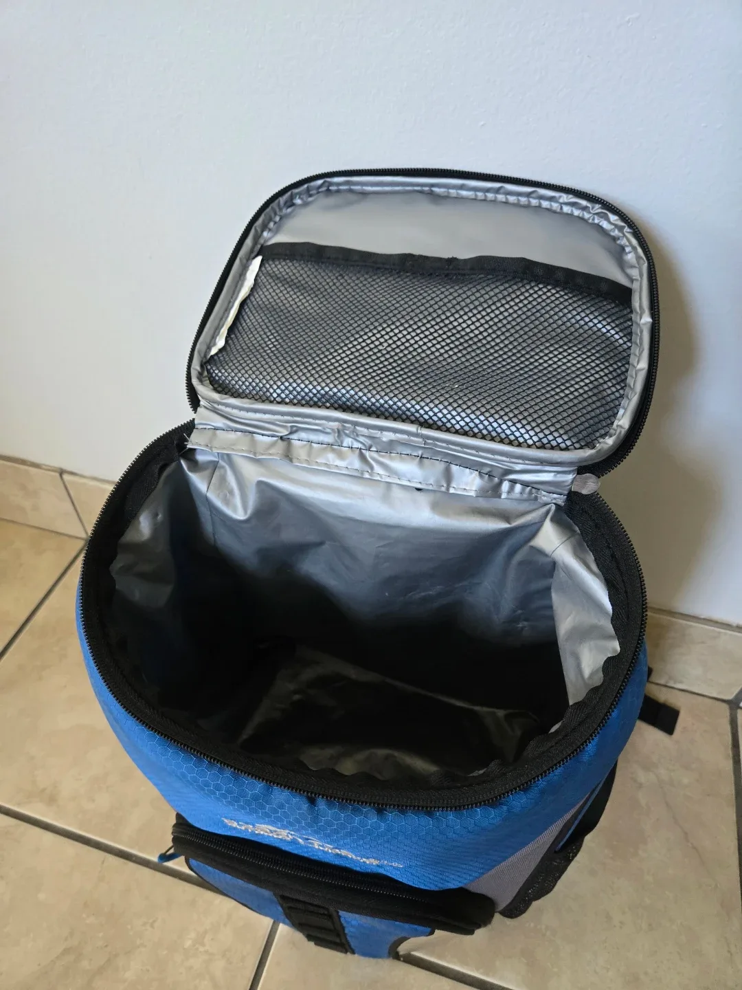 Cooler Backpack image indicator(4)