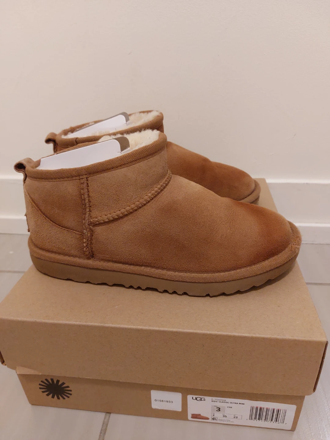 UGG Classic Ultra Mini Boot Chestnut - Size 3 - photo 2