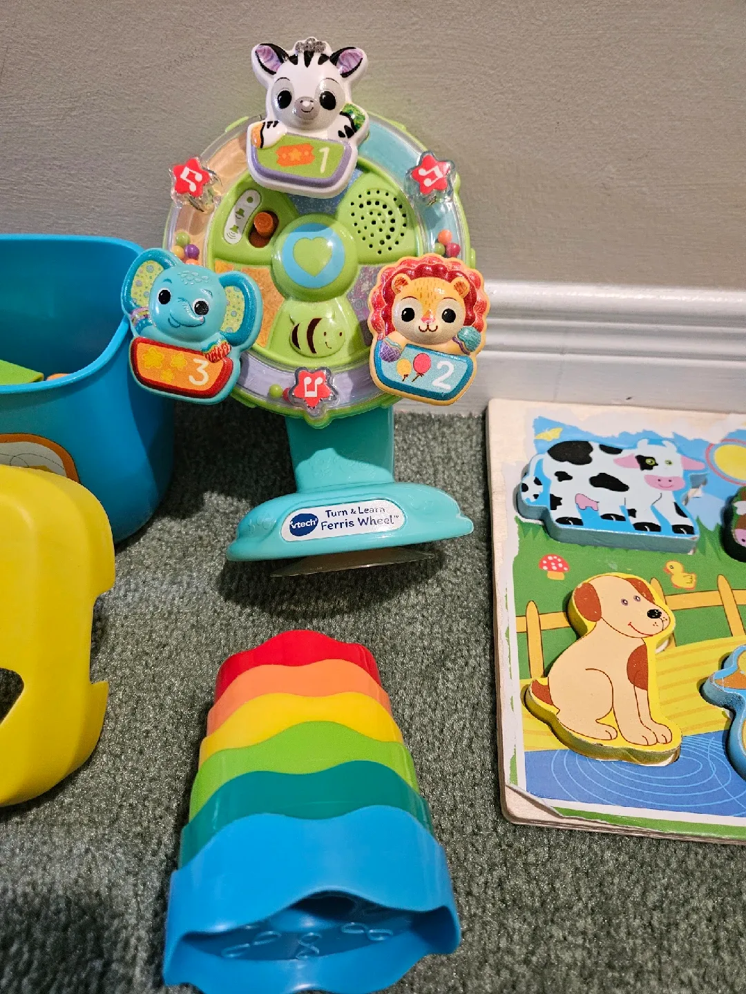 VTech & Shape Sorter Toys Bundle image indicator(3)