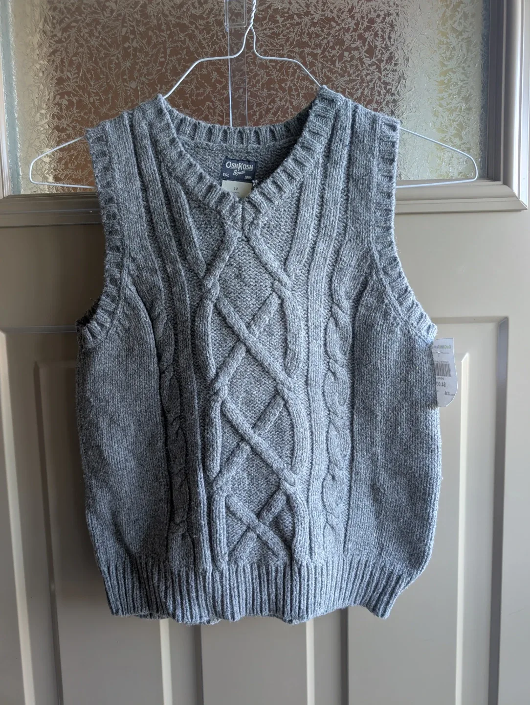 Boys sz 12 Osh Kosh sweater vest