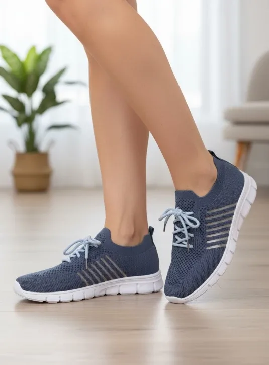 NWOT Women's Breathable Soft Mesh Sneakers