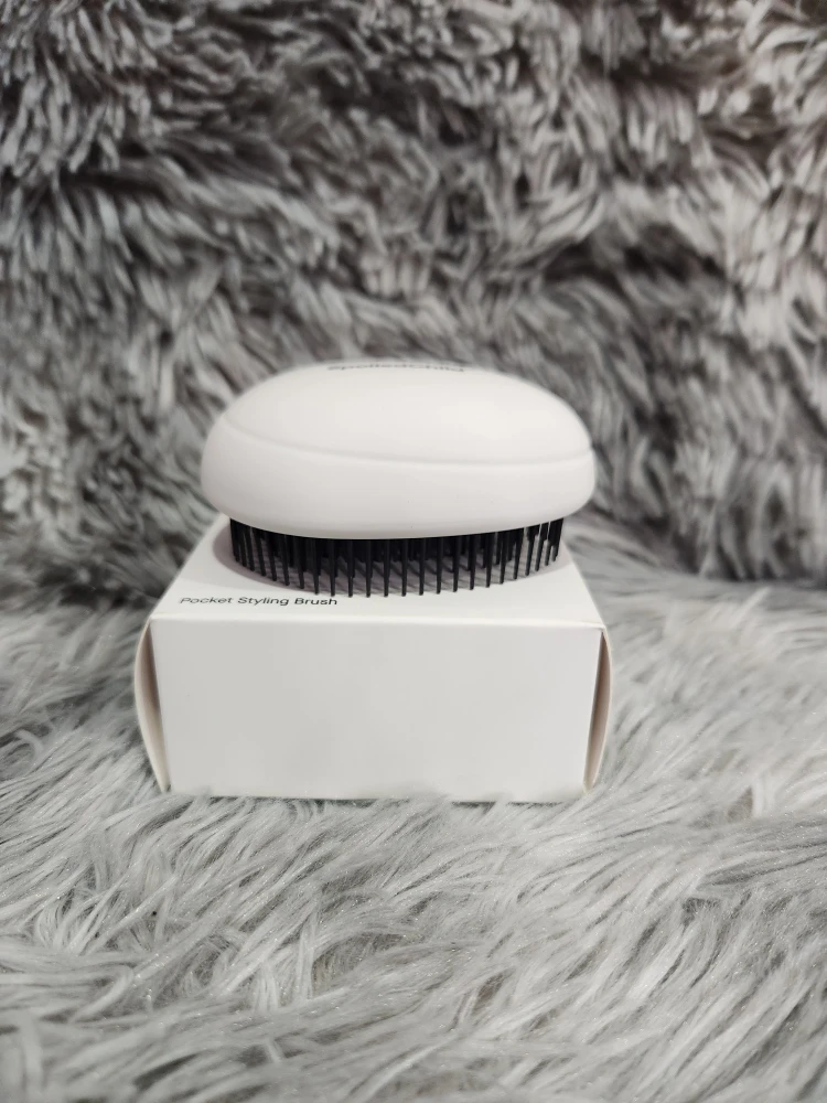 SpoiledChild Pocket Styling Brush - New in Box!