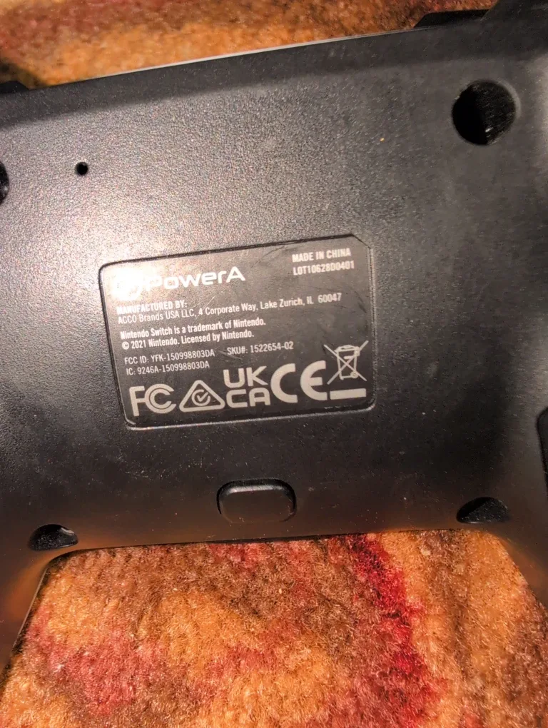 PowerA Zelda Nintendo Switch Controller image indicator(2)