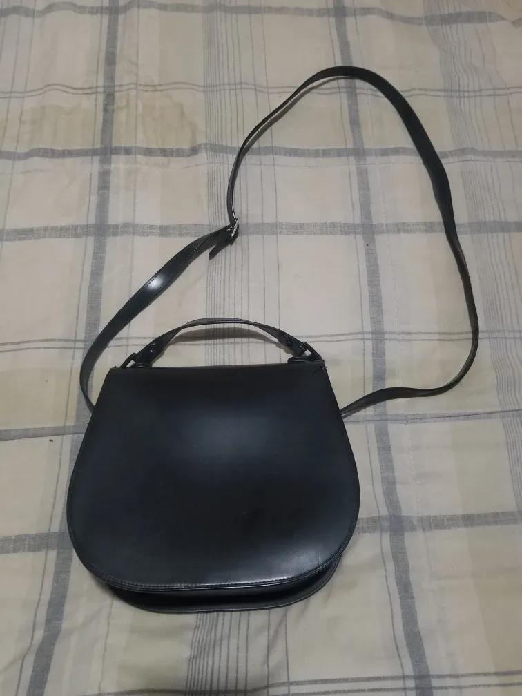 Bolsa Joile Black Leather Shoulder Bag image indicator(3)