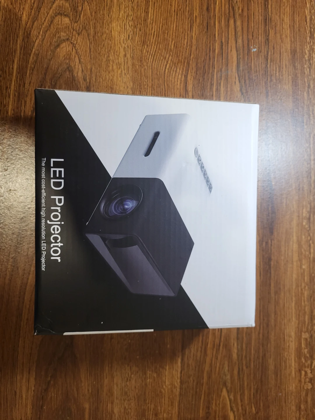LED Projector - Cost-Efficient High-Resolution