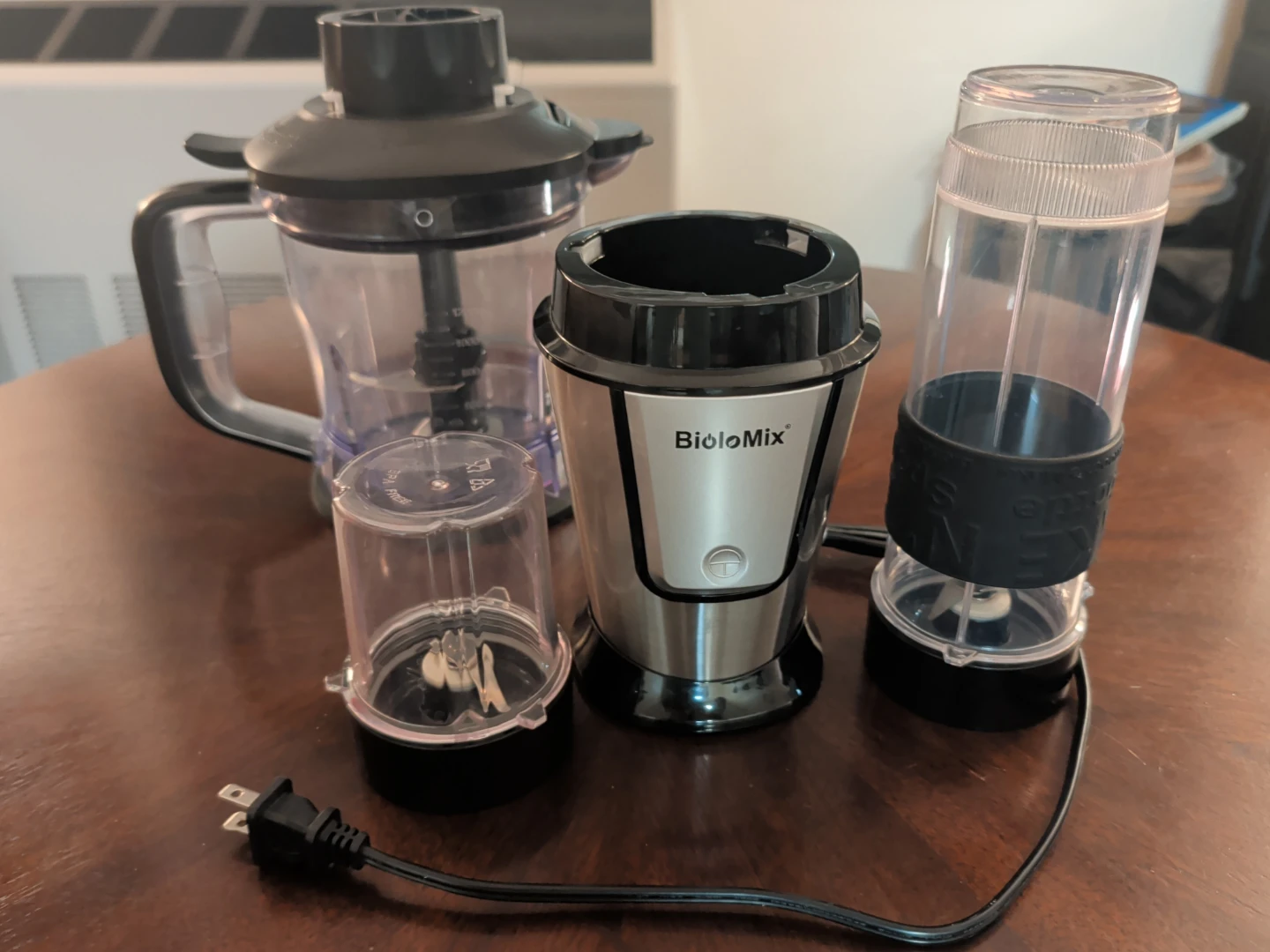 BioloMix Blender Set – $25 CAD (OBO)