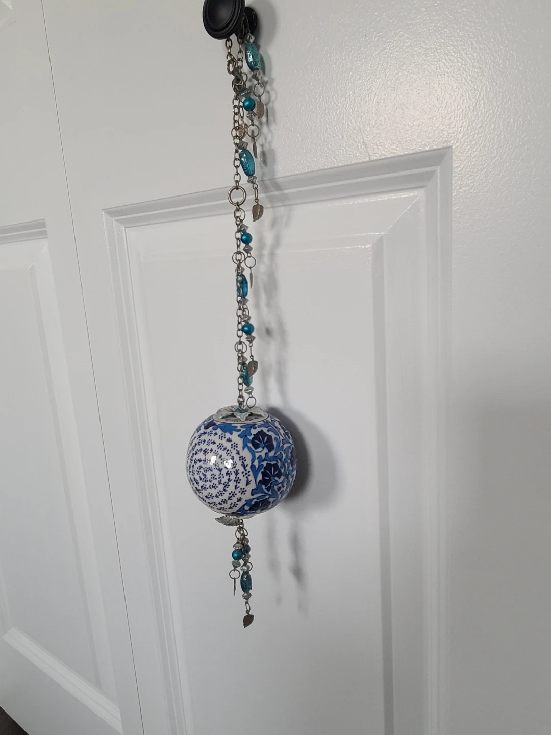Blue & White Ceramic Hanging Ornament from Türkiye, 🥕 - photo 2