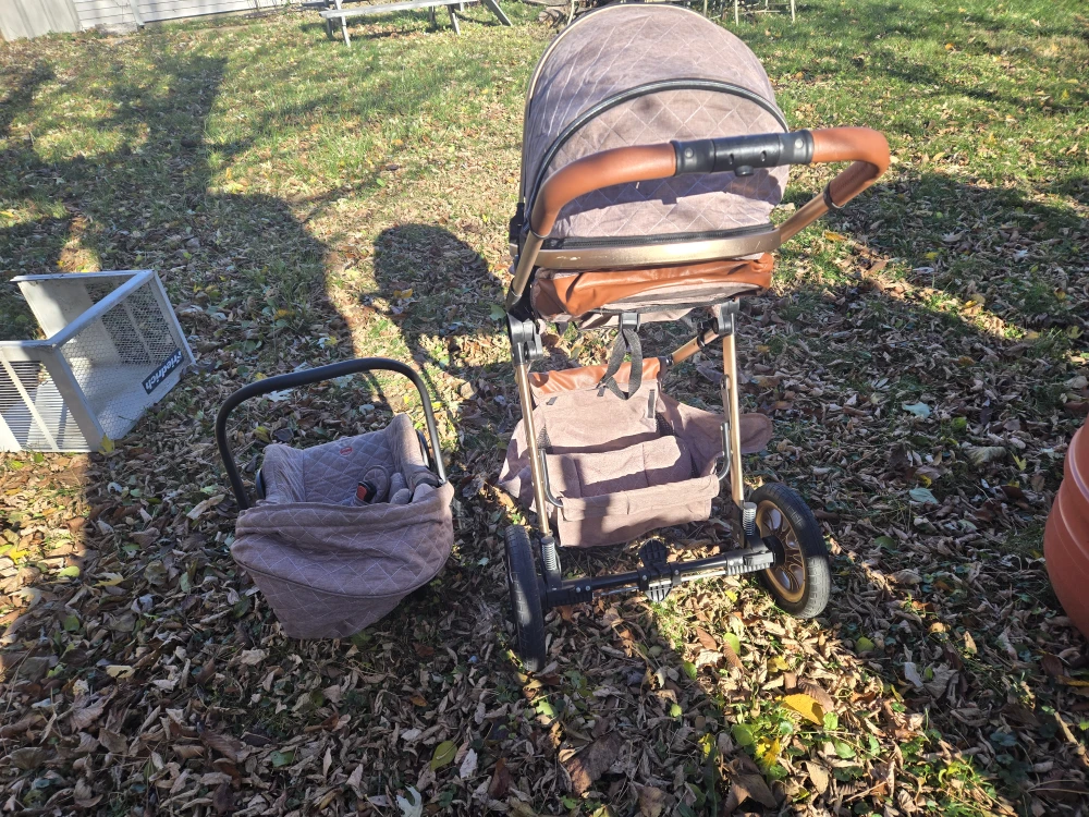 Baby Stroller and Car Seat Combo - photo 2