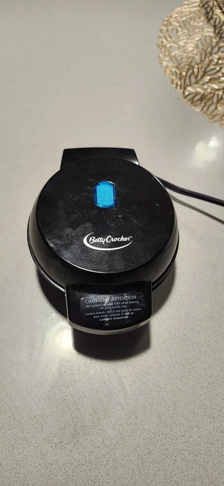 Betty Crocker Personal Waffle Maker
