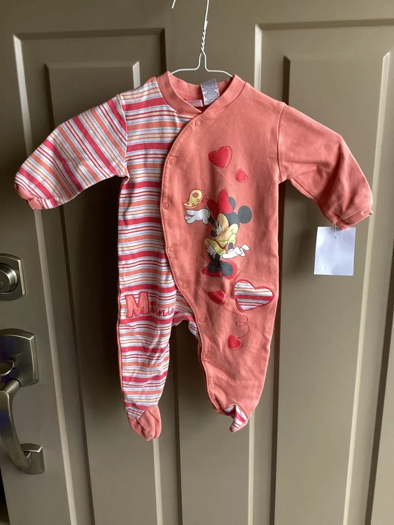 Girls sz 6 months onesies $3 each image indicator(5)