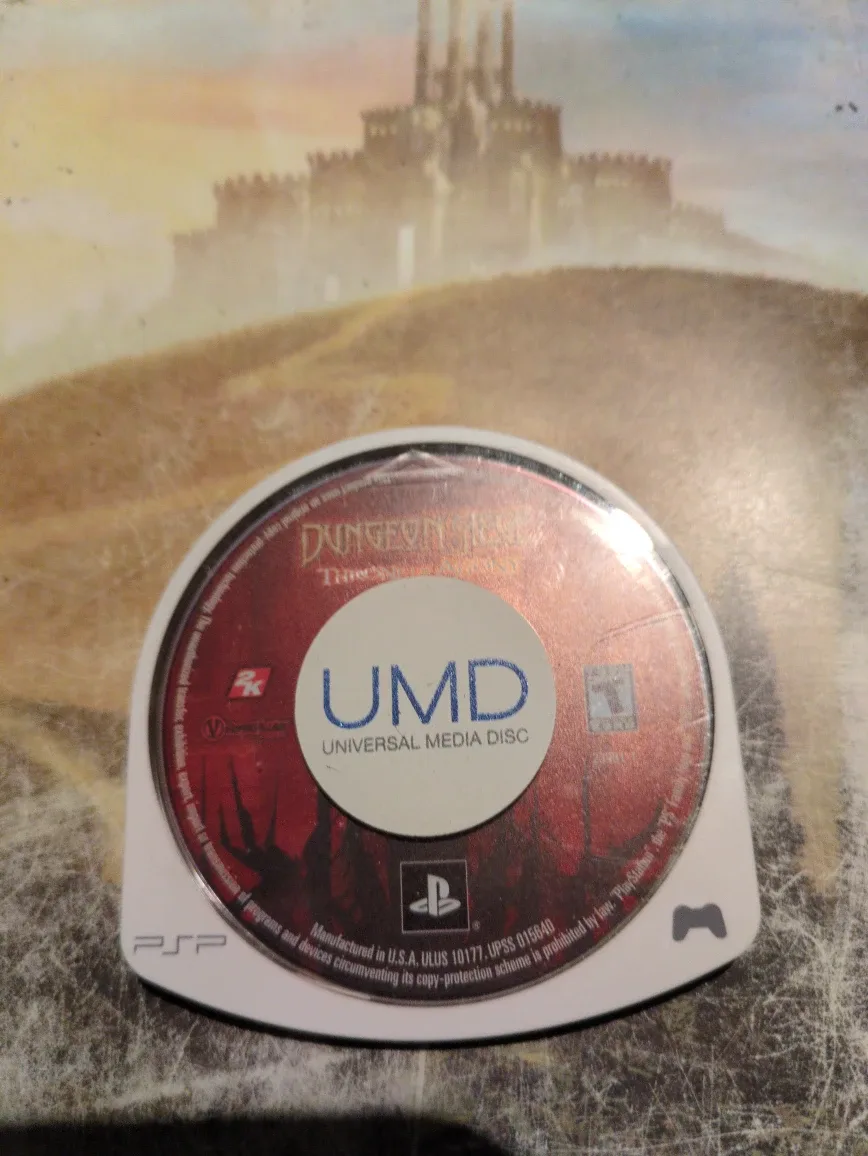 Dungeon Siege Throne of Agony UMD for PSP