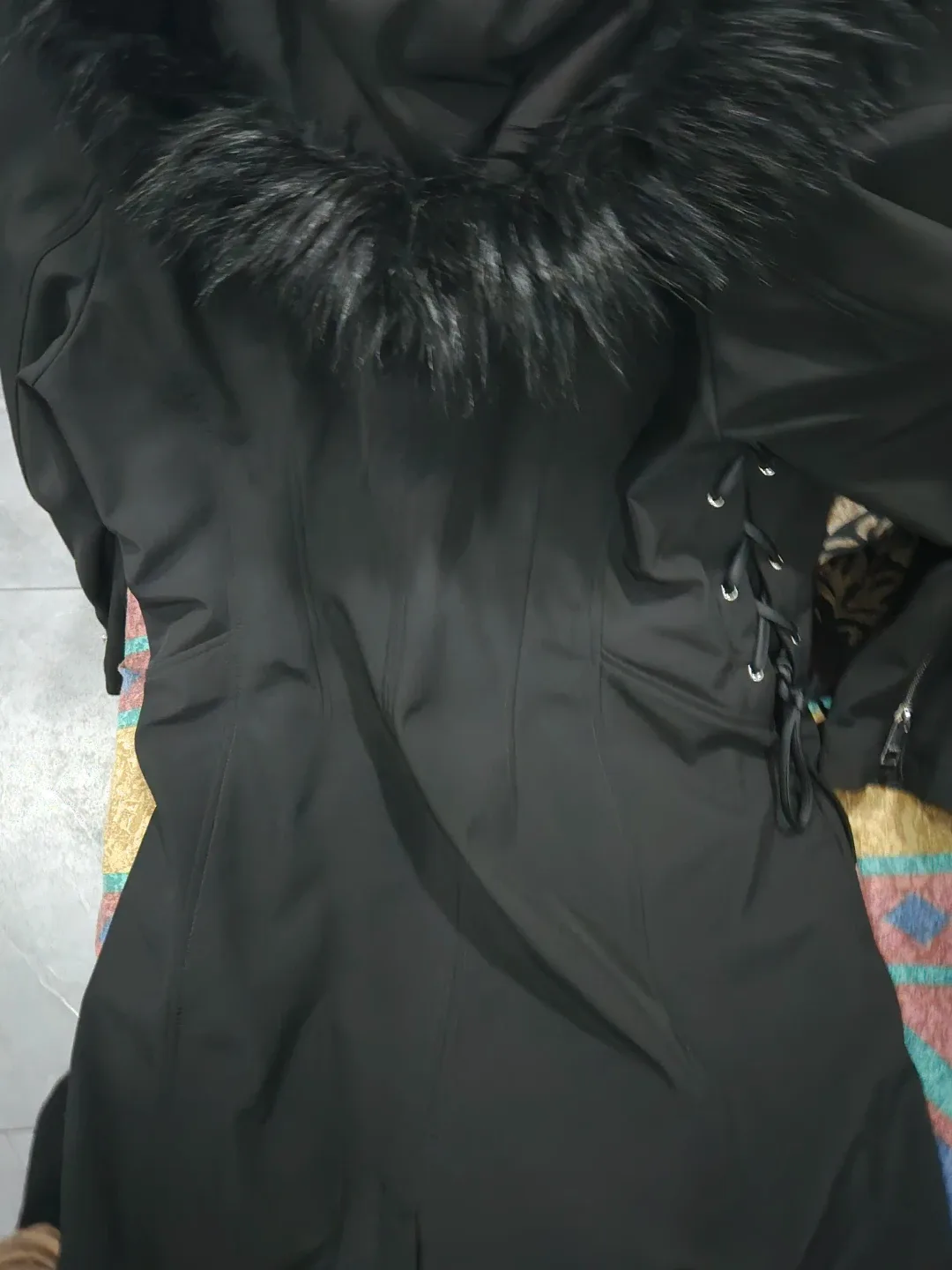 Guess Black Winter Coat image indicator(2)