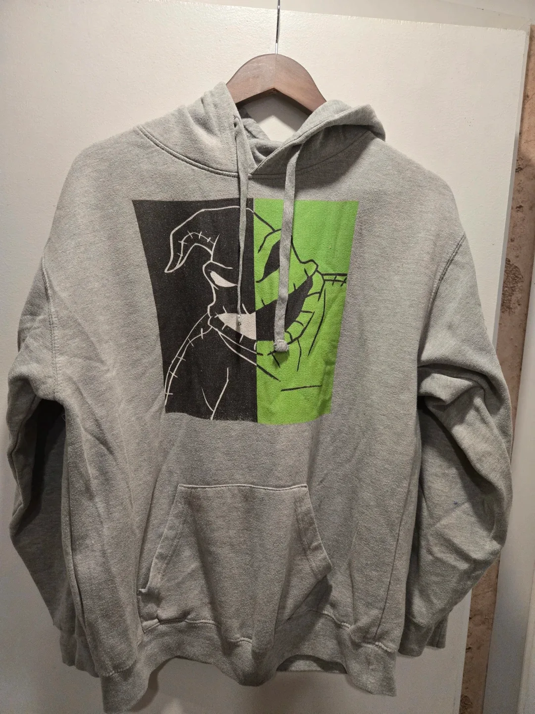 Oogie -Boogie Pants and Hoodie(Small) Pick up Port Moody image indicator(6)