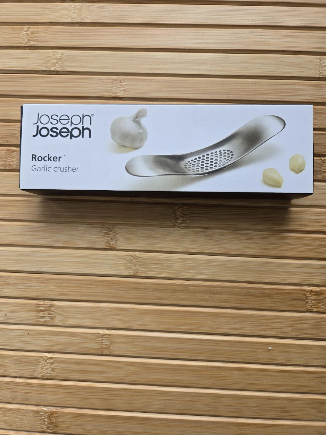 Joseph Joseph Rocker Garlic Crusher