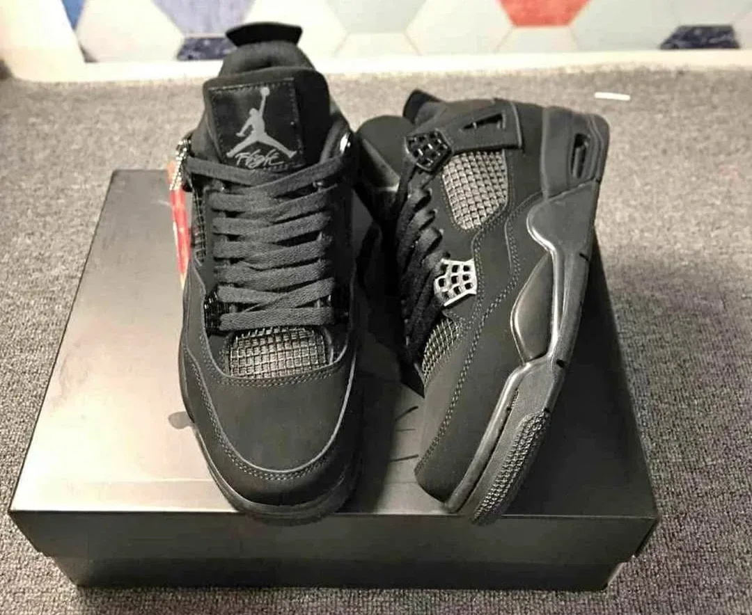 Air Jordan 4 Retro Black Cat