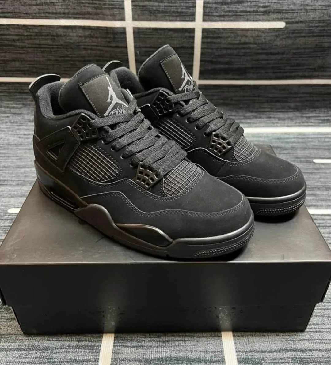 Air Jordan 4 Retro Black Cat image indicator(7)