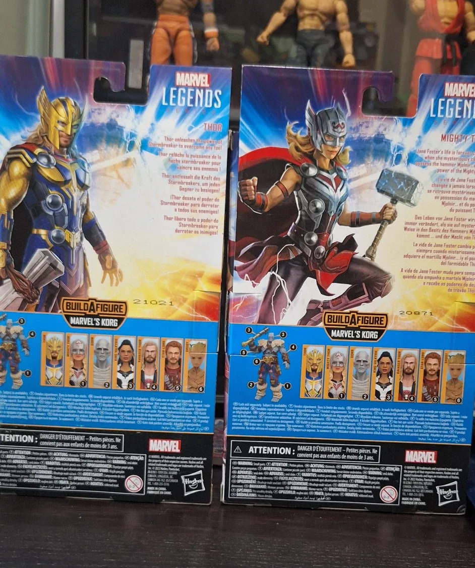 Marvel Legends Thor Love & Thunder Action Figure image indicator(2)
