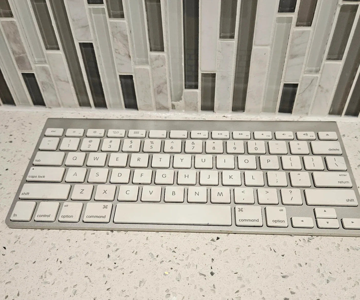 Apple Wireless Keyboard - Silver