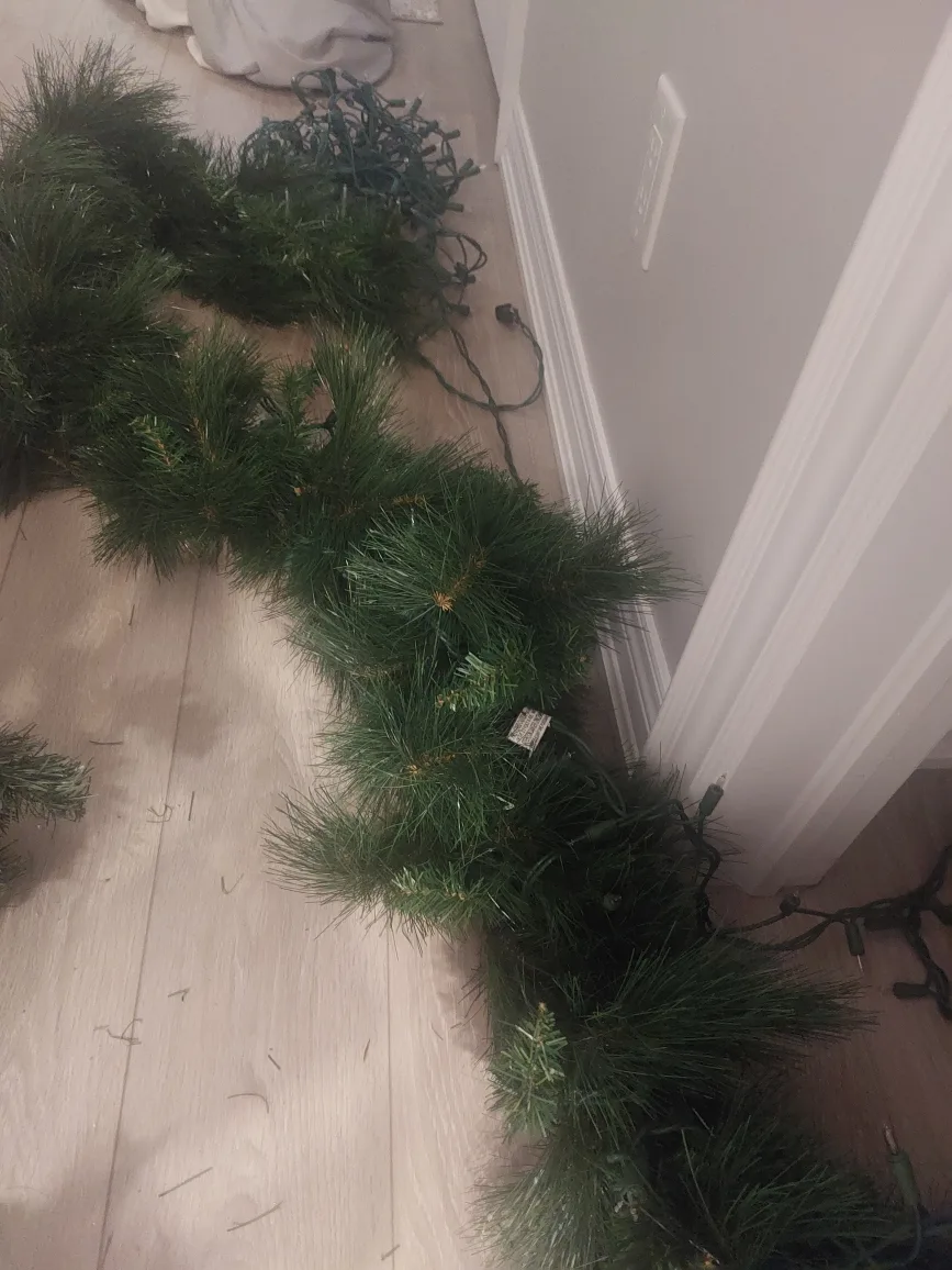 5 piece outdoor Christmas Garland image indicator(6)