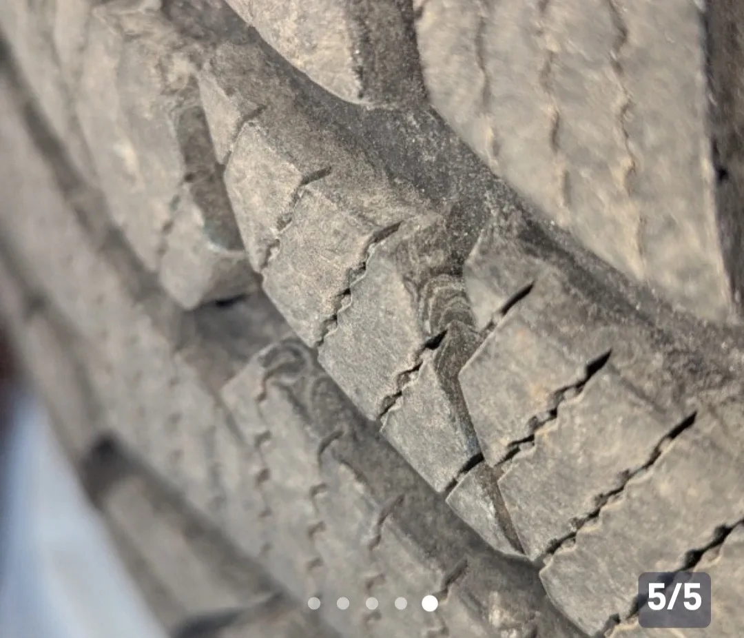 195/60R15 Winter Tire image indicator(5)