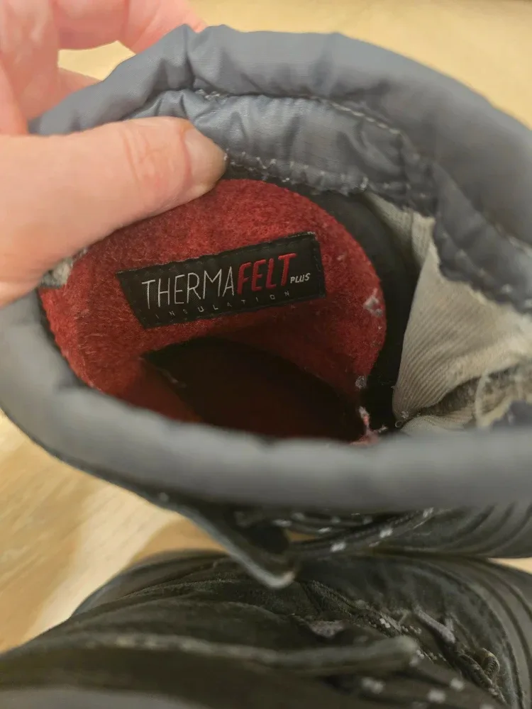 The North Face Toddler Snow Boots - Size 2 image indicator(5)