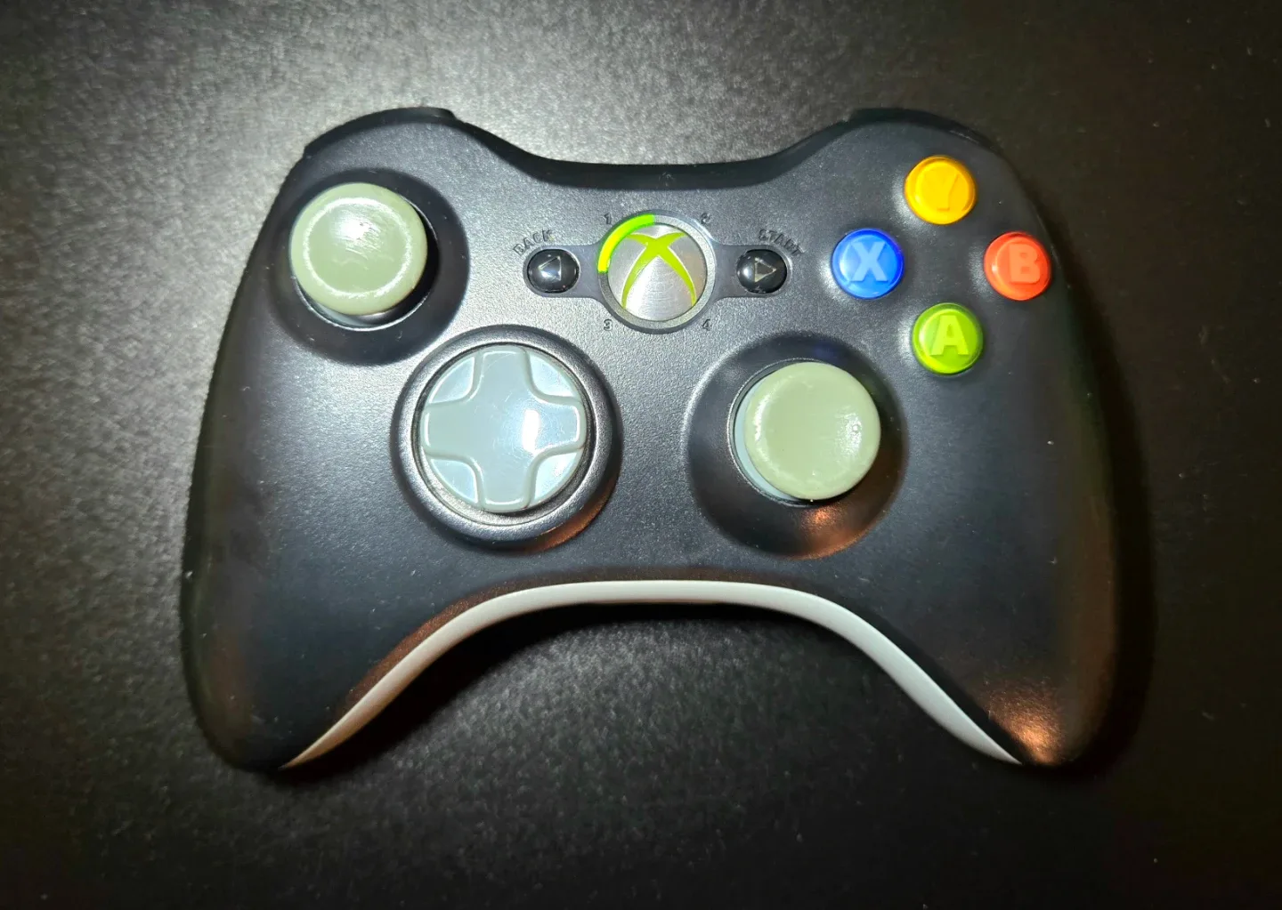 Xbox 360 + Lego Star Wars / CLEAN + READY TO PLAY image indicator(3)