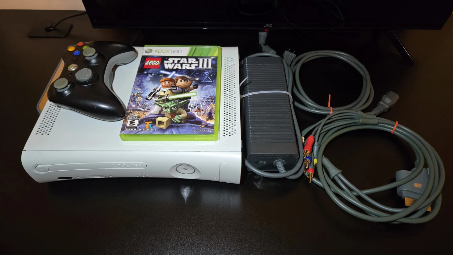 Xbox 360 + Lego Star Wars / CLEAN + READY TO PLAY - photo 4