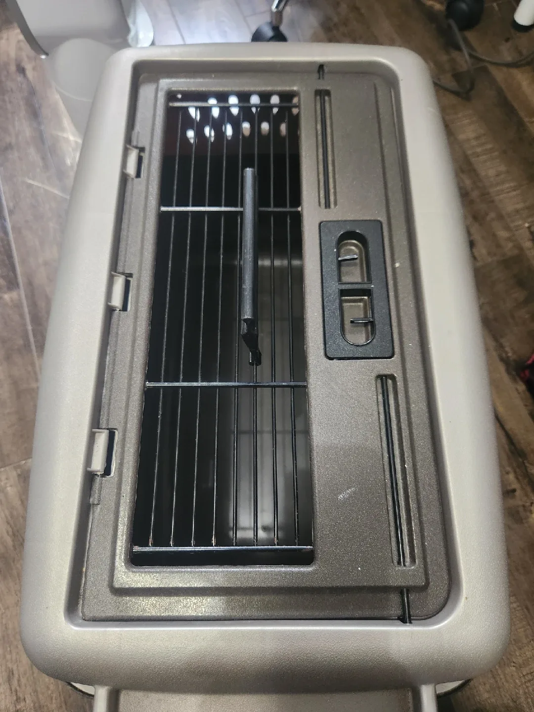 Pet Carrier Kennel image indicator(3)