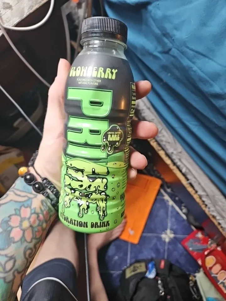 PRIME Hydration Drink - Glowberry image indicator(8)