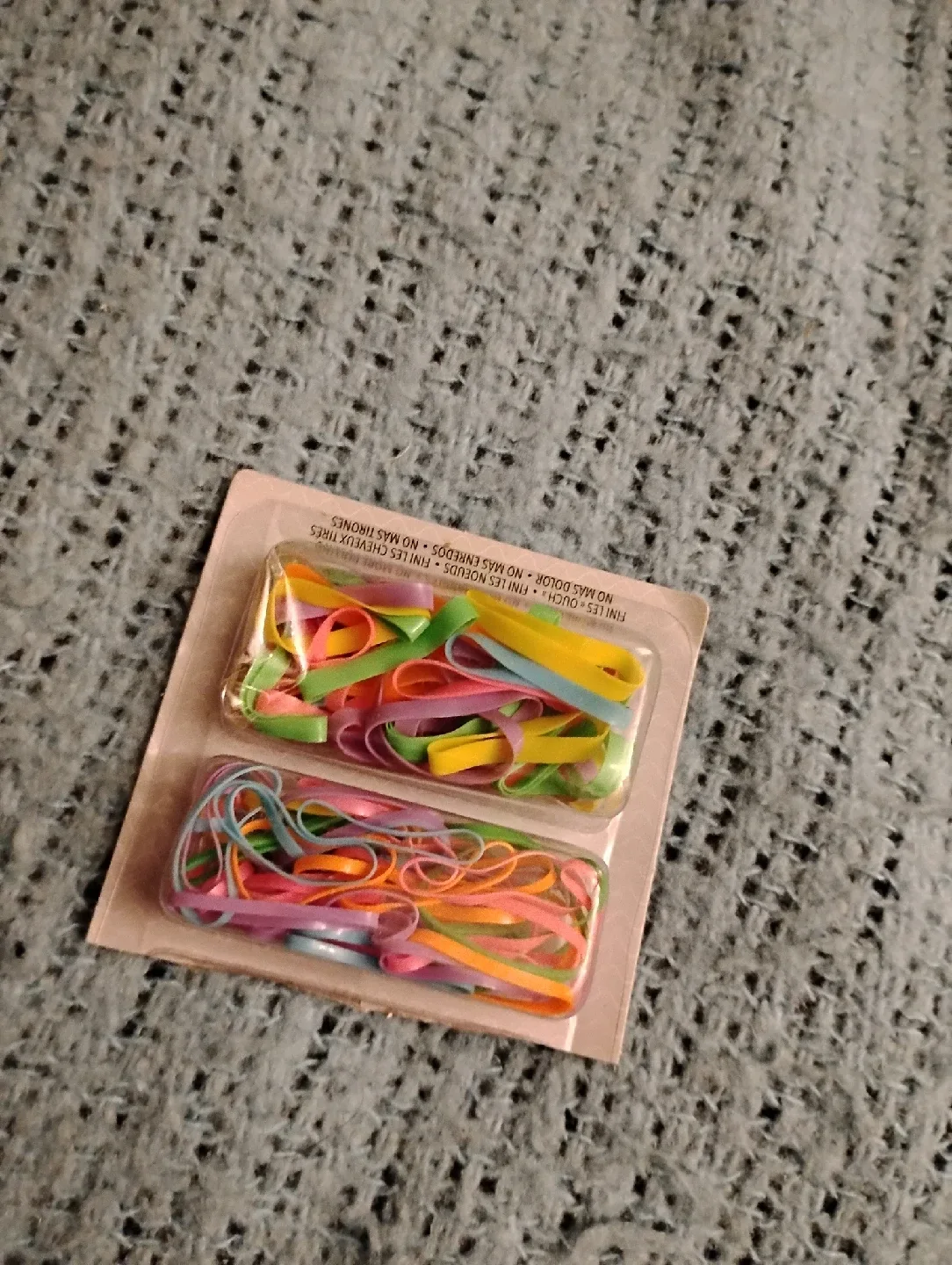 NEW, OUCHLESS HAIR ELASTICS