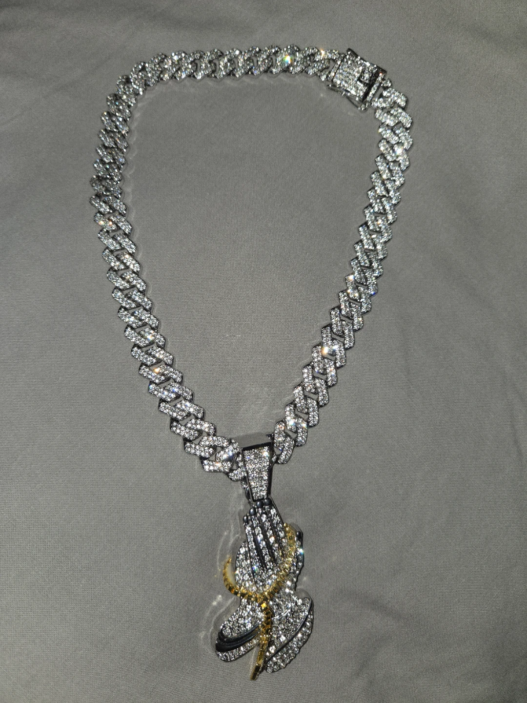 Cuban Link Chain with Praying Hands Pendant