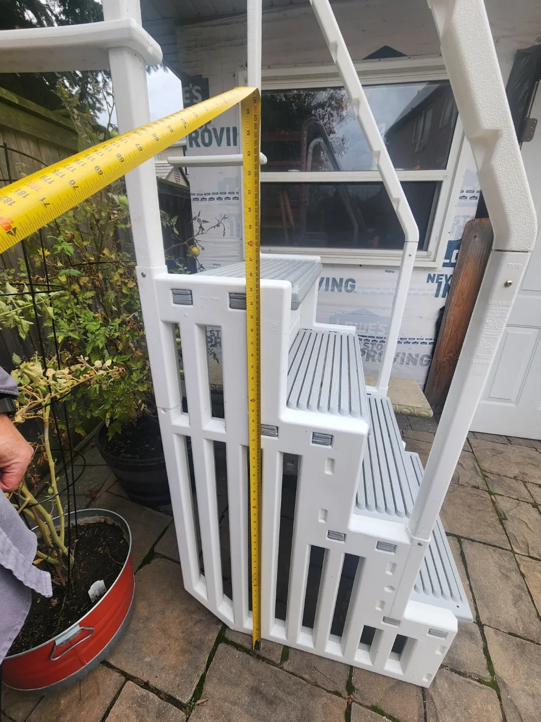 Pool Steps - White & Grey image indicator(3)