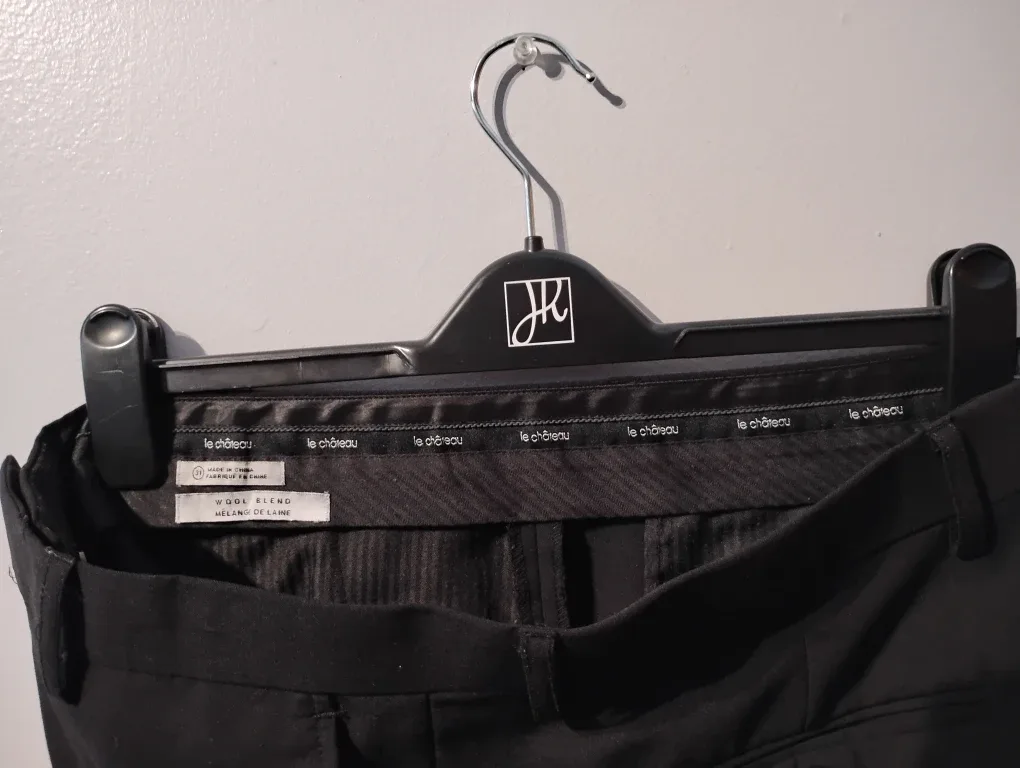 Le Chateau Black Wool Blend Dress Pants, Size 31 image indicator(2)