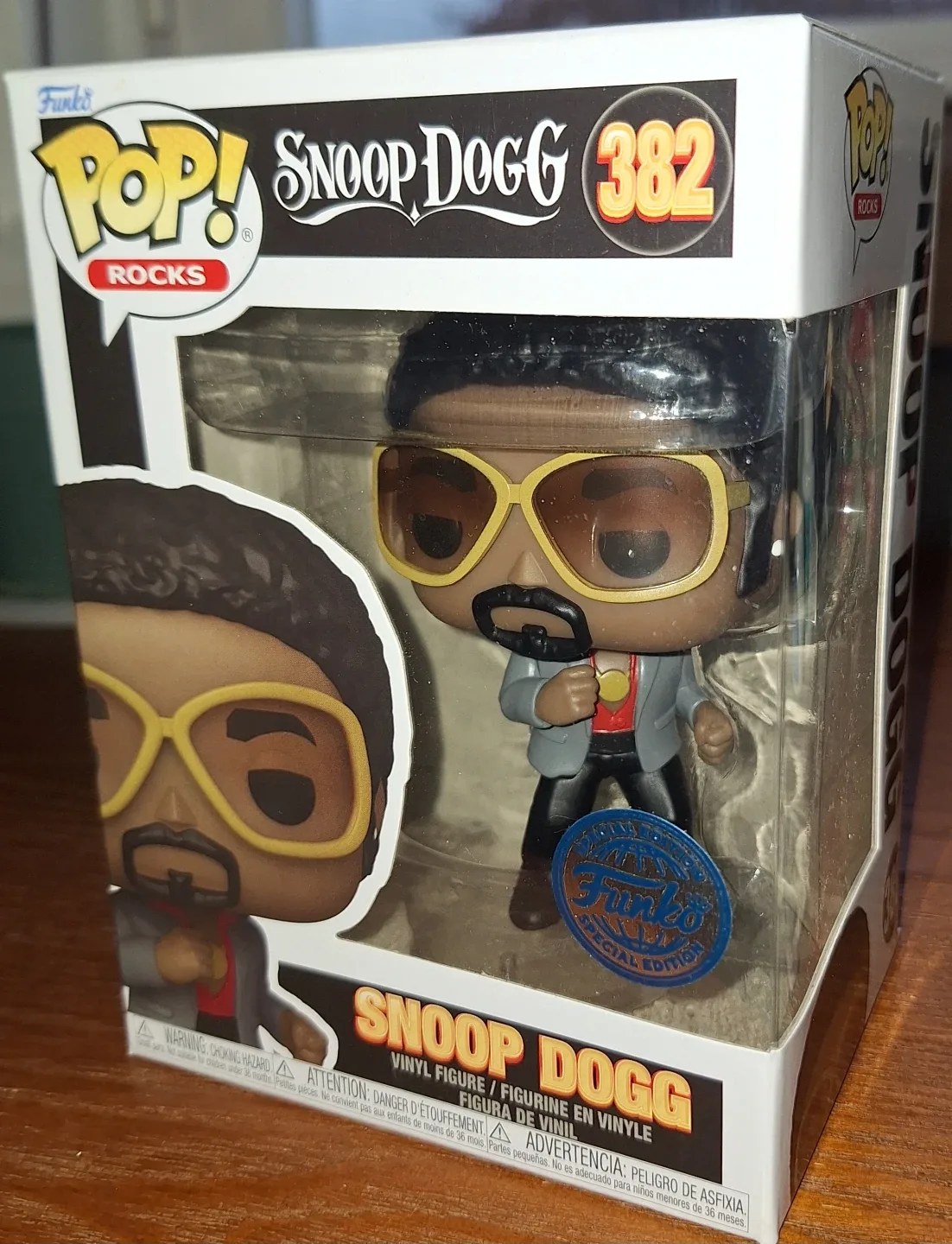 Funko Pop! Rocks Snoop Dogg #382 (New)