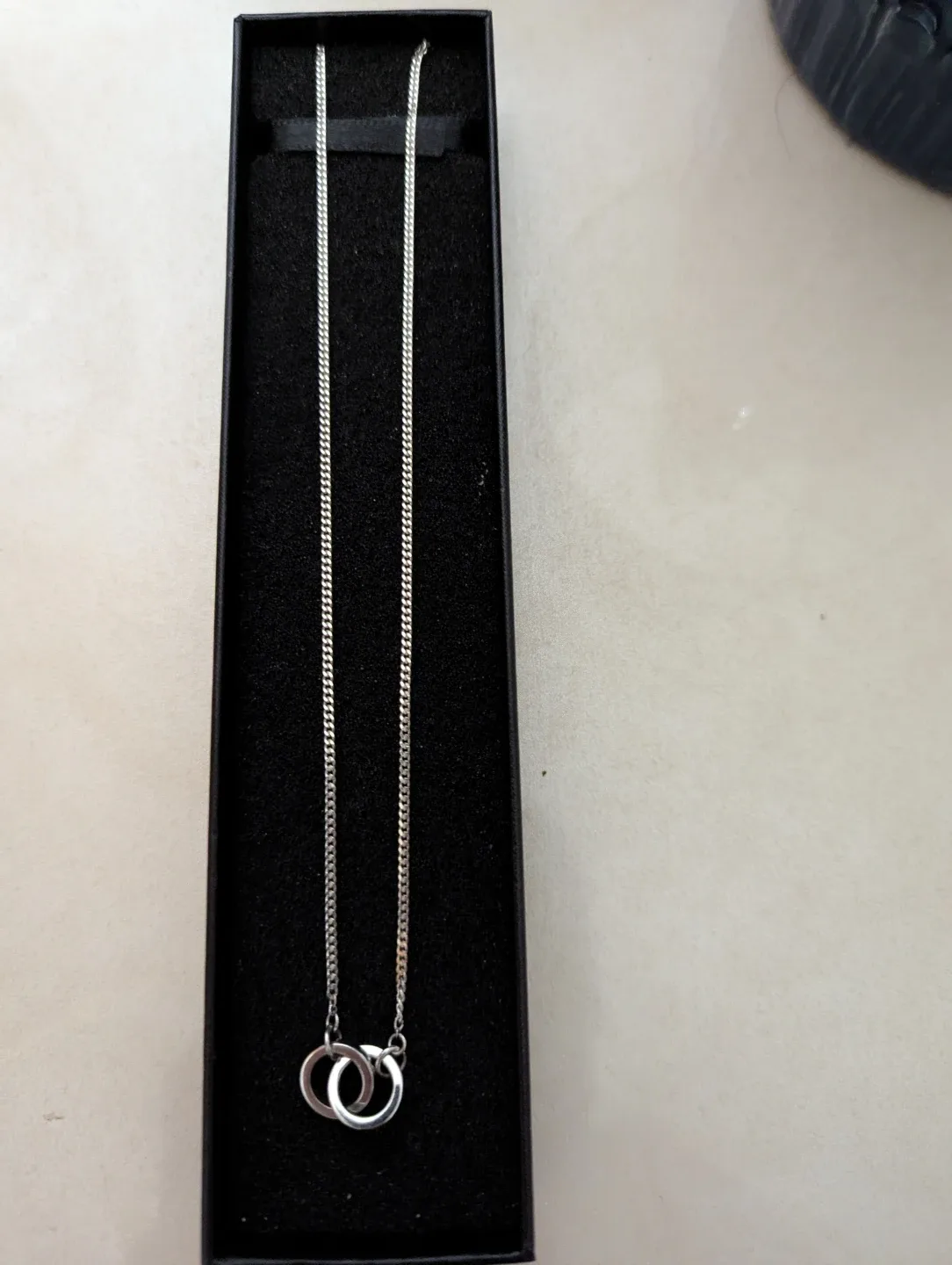 Silver Necklace with Interlocking Rings image indicator(2)