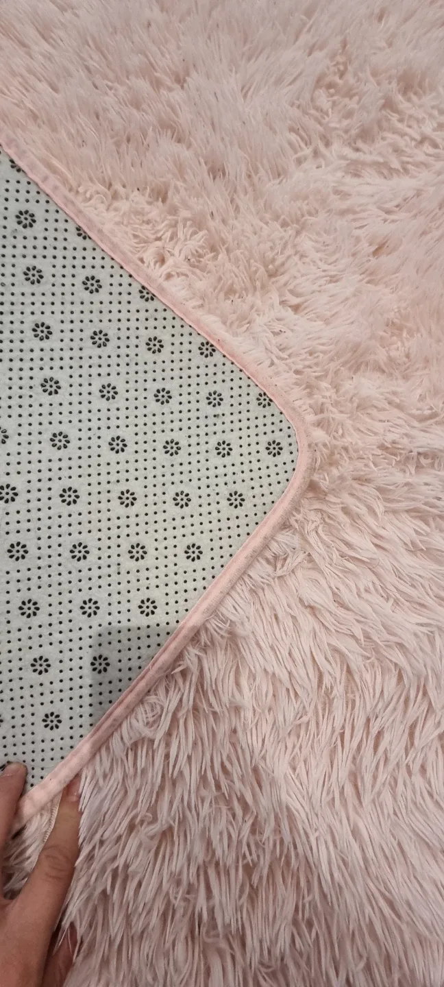 Pink Fluffy Area Rug image indicator(2)