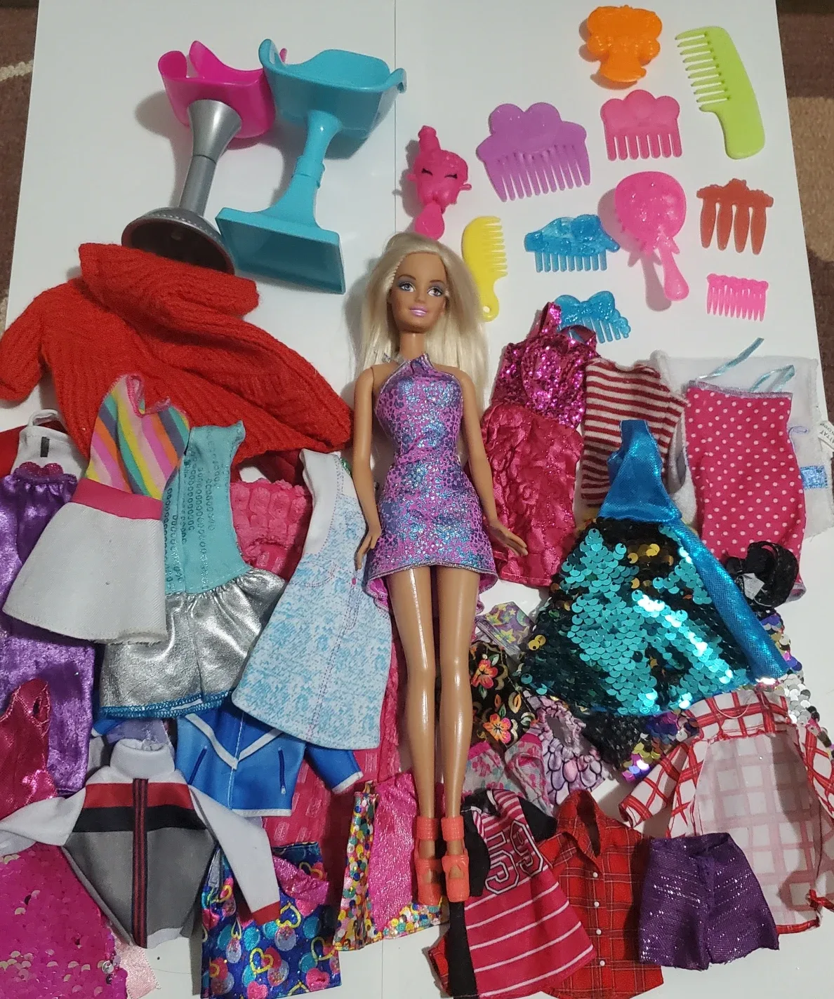 Barbie and Clothing/Accessories Lot