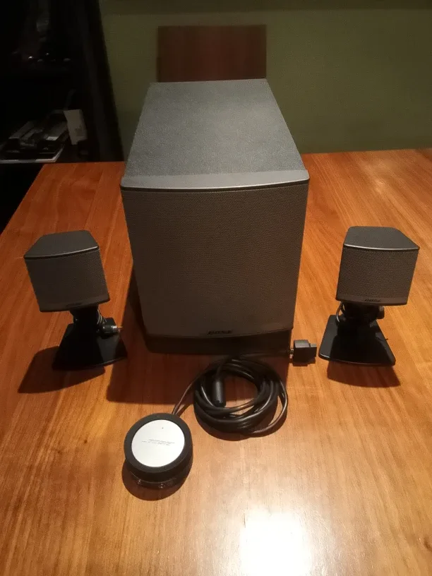 Bose Companion 3 Multimedia Speaker System