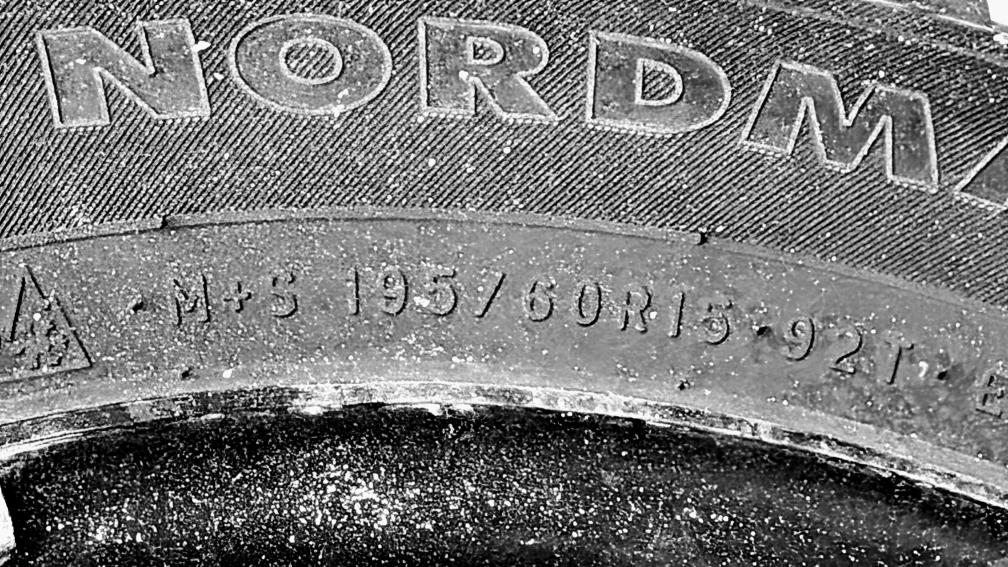 195/60R15 winter tires on 15X6.5 5X110 BLACK STEEL WHEELS - photo 5